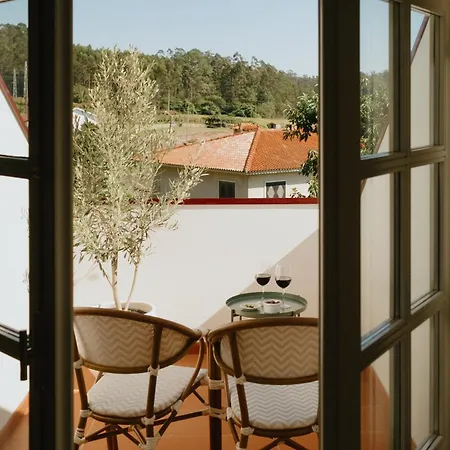 Casa Do Ave Riverside 4*