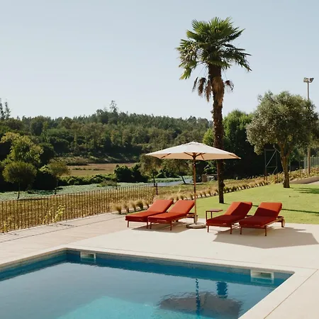 Casa Do Ave Riverside 4*